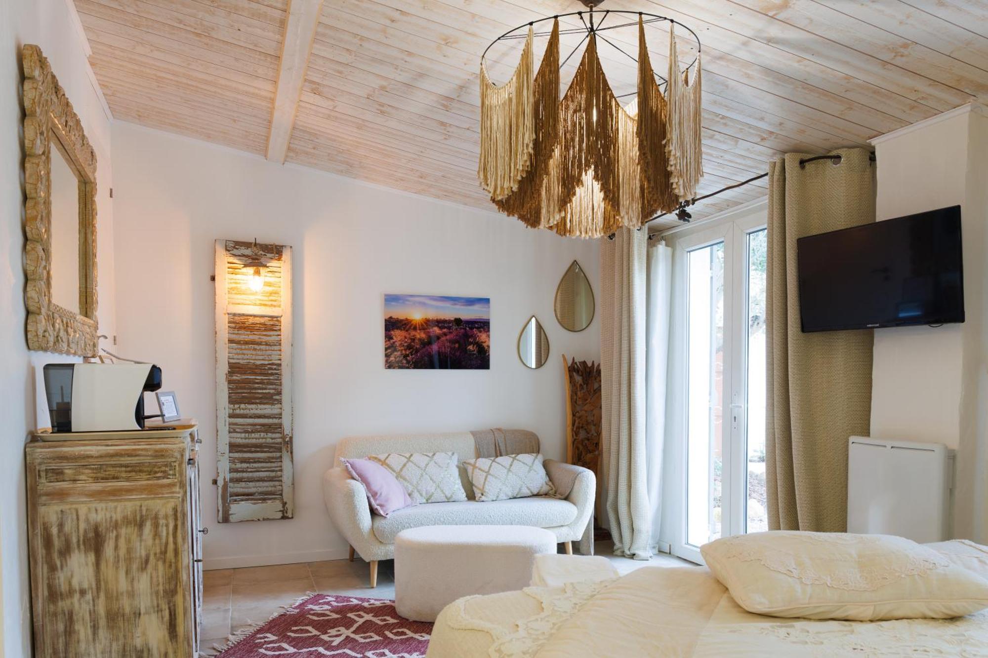 La Bastide Du Murier Alojamento de Acomodação e Pequeno-almoço Cotignac